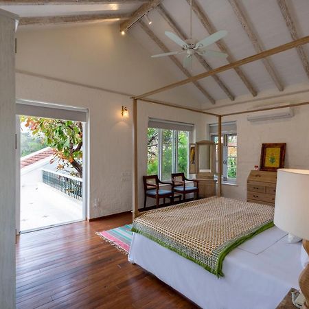 Ama Stays & Trails Chikoo Villa, Goa Old Goa Bagian luar foto