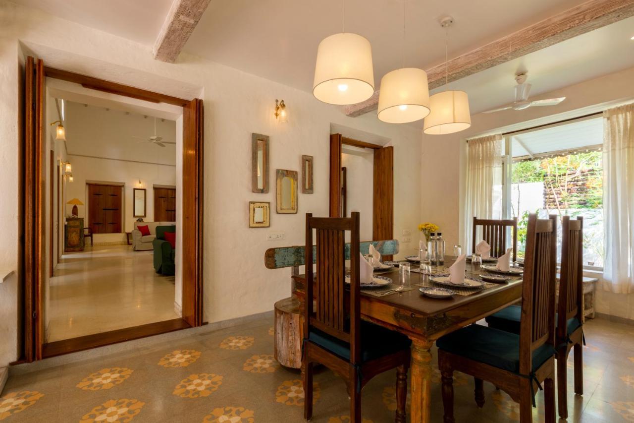 Ama Stays & Trails Chikoo Villa, Goa Old Goa Bagian luar foto