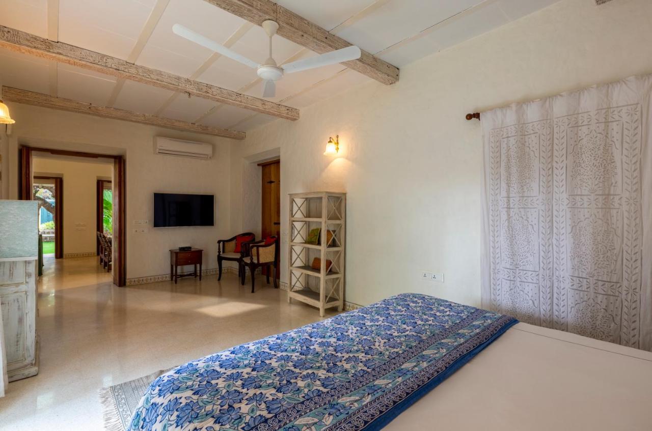 Ama Stays & Trails Chikoo Villa, Goa Old Goa Bagian luar foto
